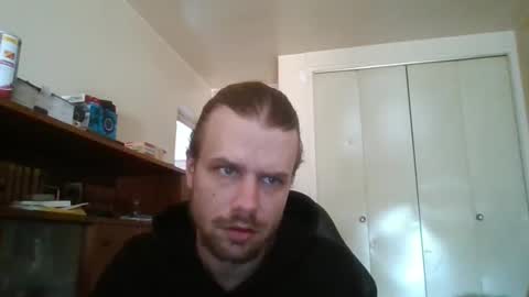 stockingsnfeet online show from April 2, 2026, 12:03 pm