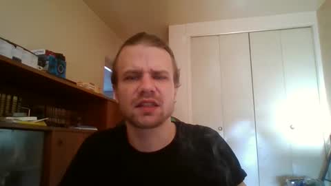 stockingsnfeet online show from April 28, 2026, 7:02 am