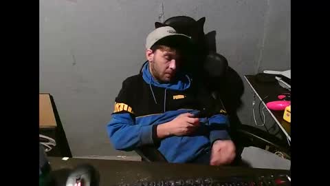 Snapshot of stonedpanda77 chatting on December 24, 2024, 9:06 am stonedpanda77 online show from December 24, 2024, 9:06 am