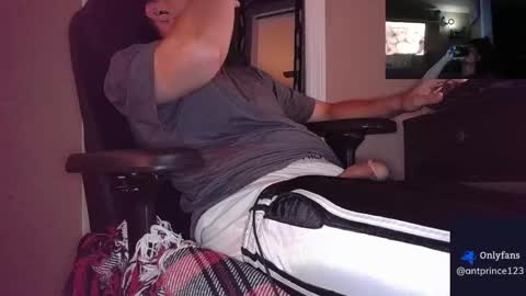 stoner394 online show from April 10, 2026, 7:02 am