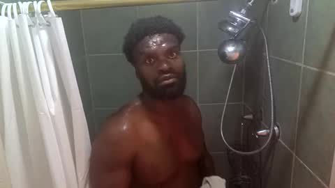 stoppageflo45662 online show from November 5, 2025, 1:05 am