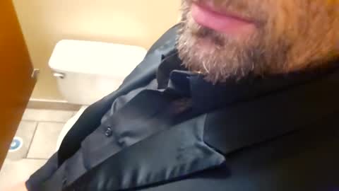 stopshottttt online show from October 7, 2025, 2:25 pm