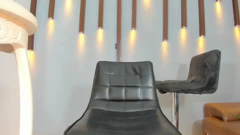 stormluna_22 online show from November 24, 2025, 1:38 am