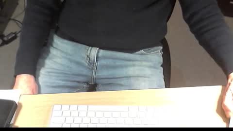 Snapshot of str8_dave chatting on November 25, 2025, 5:35 pm Dave online show from November 25, 2025, 5:35 pm