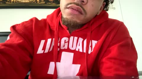 Snapshot of str8dj chatting on December 31, 2024, 6:02 pm Dj online show from December 31, 2024, 6:02 pm