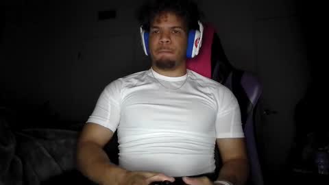 Snapshot of str8dj chatting on October 5, 2025, 7:07 am Dj online show from October 5, 2025, 7:07 am