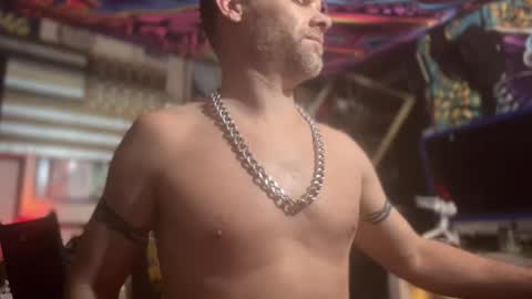 Snapshot of str8foryouguy chatting on April 19, 2026, 9:30 am Str8 online show from April 19, 2026, 9:30 am