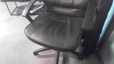 Snapshot of str8shooter11 chatting on February 6, 2025, 12:16 pm str8shooter11 online show from February 6, 2025, 12:16 pm