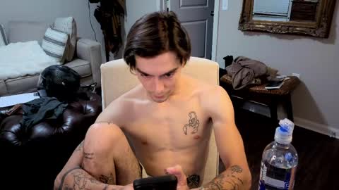 str8whiteboy21 online show from June 3, 2026, 6:16 am