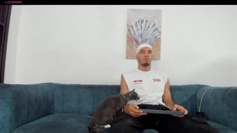 straight__friends online show from September 26, 2025, 2:10 pm