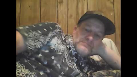 Snapshot of straightmaletouse chatting on March 16, 2026, 7:12 am straightmaletouse online show from March 16, 2026, 7:12 am