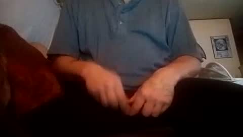 Snapshot of straightmaletouse chatting on March 29, 2026, 9:09 am straightmaletouse online show from March 29, 2026, 9:09 am