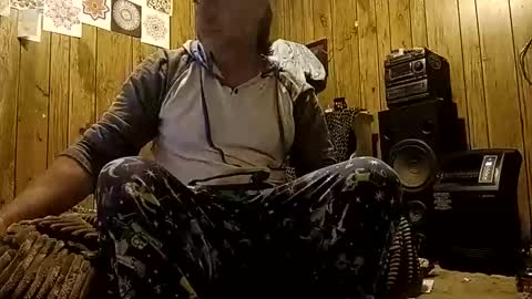 Snapshot of straightmaletouse chatting on April 1, 2026, 11:44 am straightmaletouse online show from April 1, 2026, 11:44 am