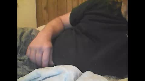 Snapshot of straightmaletouse chatting on April 12, 2026, 1:32 am straightmaletouse online show from April 12, 2026, 1:32 am