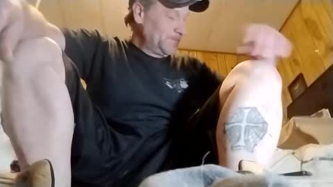 straighttoy online show from February 17, 2025, 7:10 pm