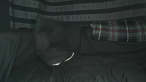 straitpipermann22 online show from October 20, 2025, 5:52 am