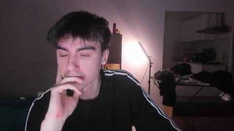 Ray online show from April 10, 2026, 2:39 am