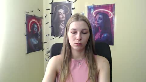 Amalia online show from April 3, 2026, 5:49 am