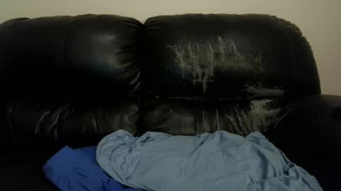 Snapshot of strangeratnight87 chatting on September 8, 2025, 5:01 pm strangeratnight87 online show from September 8, 2025, 5:01 pm