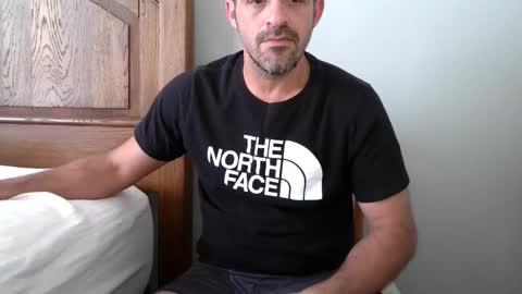 Snapshot of strangeratnight87 chatting on September 18, 2025, 1:02 pm strangeratnight87 online show from September 18, 2025, 1:02 pm