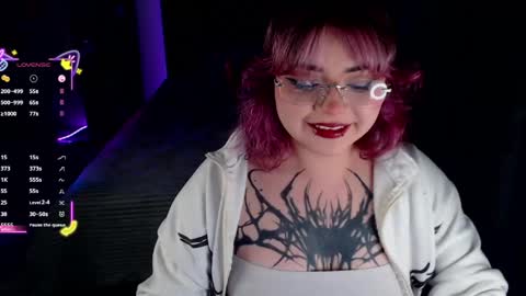 Snapshot of strangergirlxxx chatting on April 24, 2026, 10:28 am Carla Independent model online show from April 24, 2026, 10:28 am