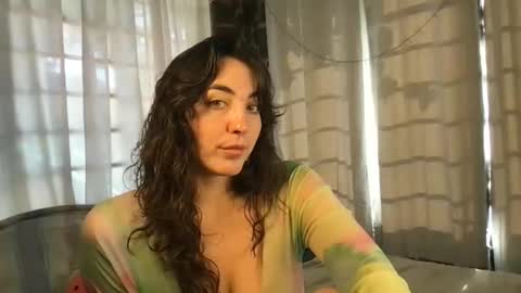 Snapshot of strawberripulp chatting on December 3, 2025, 2:04 pm Angel Baby online show from December 3, 2025, 2:04 pm