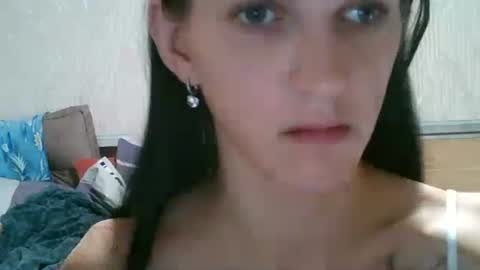 Snapshot of strawberry_storm chatting on September 13, 2025, 7:35 pm Strawberry Storm online show from September 13, 2025, 7:35 pm