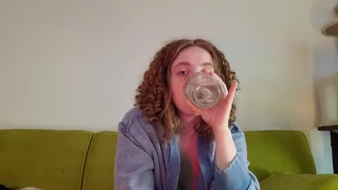 Strawberrylotsacake online show from October 10, 2025, 6:18 pm