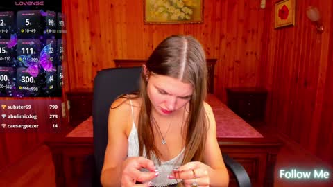 Snapshot of strawberrylux chatting on January 12, 2025, 9:40 am Strawberrylux online show from January 12, 2025, 9:40 am