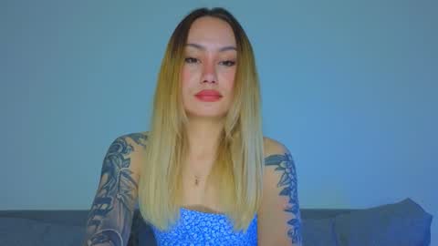 Tati and Lola online show from March 23, 2026, 4:49 am