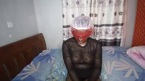 streetlioness online show from September 16, 2025, 5:03 pm