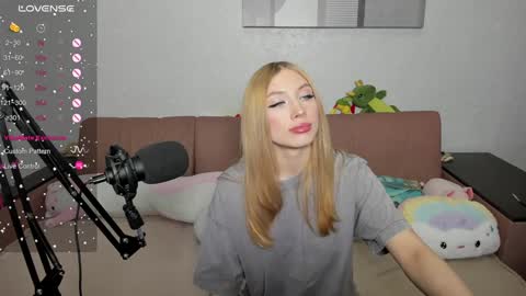 Snapshot of streis_mua chatting on January 28, 2025, 11:07 pm Streis  open pvt online show from January 28, 2025, 11:07 pm