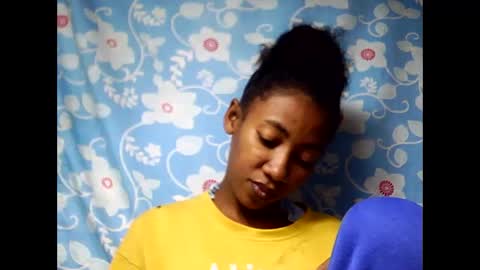 Snapshot of strevah9794 chatting on February 2, 2026, 12:15 pm strevah9794 online show from February 2, 2026, 12:15 pm