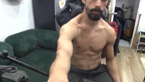 Snapshot of stringin69 chatting on March 2, 2026, 7:15 am stringin69 online show from March 2, 2026, 7:15 am