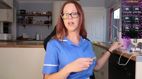 Amorina online show from October 20, 2025, 3:23 pm