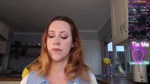 Amorina online show from February 6, 2026, 10:29 am