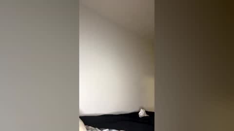 stripperofficial online show from March 3, 2026, 1:01 am