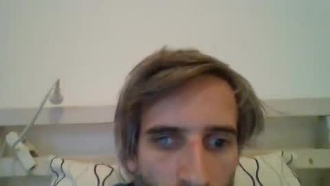 Snapshot of stroke1 chatting on January 9, 2026, 7:44 am stroke1 online show from January 9, 2026, 7:44 am