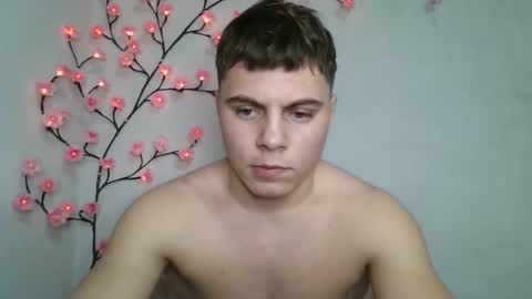 Strong Baby online show from February 15, 2026, 9:22 pm