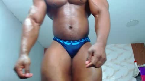 Snapshot of strong_george1 chatting on January 25, 2025, 12:17 am strong_george1 online show from January 25, 2025, 12:17 am