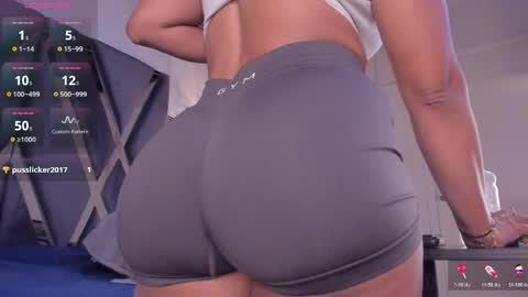 Snapshot of strong_girl_ chatting on May 21, 2026, 11:06 am Alexa online show from May 21, 2026, 11:06 am