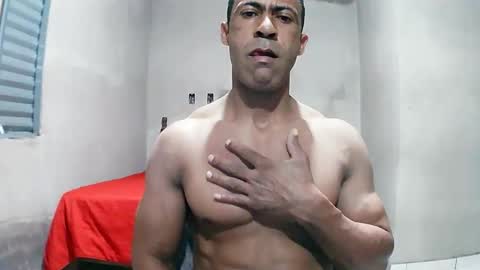 strongdaddyfantastic online show from June 8, 2026, 11:38 pm