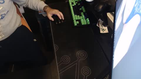 stud69861714 online show from November 2, 2025, 9:44 am