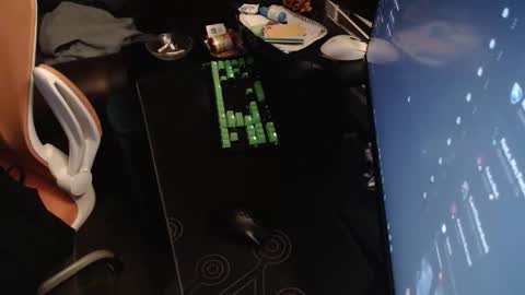 stud69861714 online show from March 1, 2026, 7:21 am