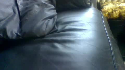 Snapshot of stud_1975 chatting on December 27, 2024, 10:01 am stud_1975 online show from December 27, 2024, 10:01 am