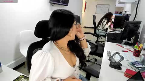 studcb_ online show from December 18, 2025, 3:51 pm