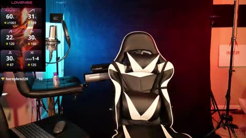 Ryan Long online show from March 7, 2025, 10:21 pm