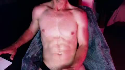 studmuffin_420 online show from April 20, 2026, 4:26 am