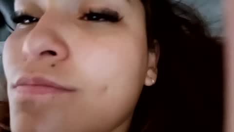 Snapshot of stuffed_rabbit chatting on February 4, 2025, 1:06 pm stuffed_rabbit online show from February 4, 2025, 1:06 pm