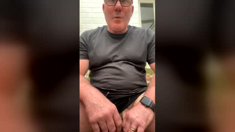 stumpyj2266 online show from April 9, 2026, 3:28 pm